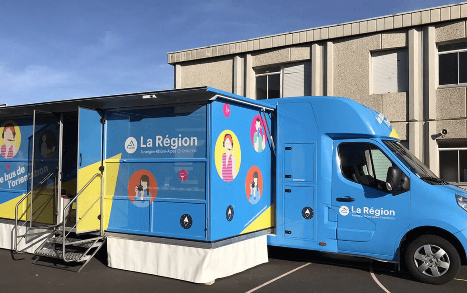 Le Bus de l’Orientation fait escale à Belleville-en-Beaujolais